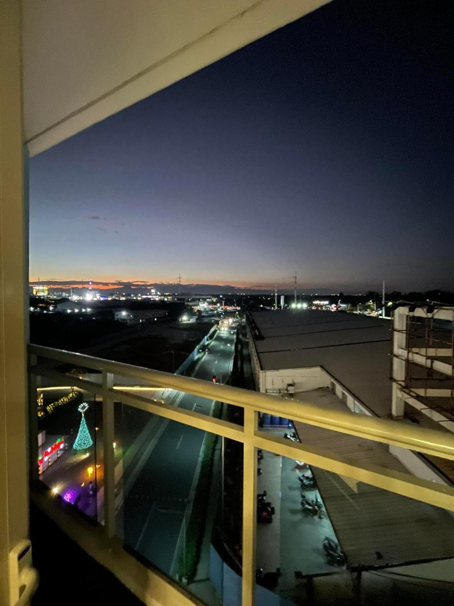 Azure North Monaco Tower Unit 608 Aparthotel San Fernando  Bagian luar foto